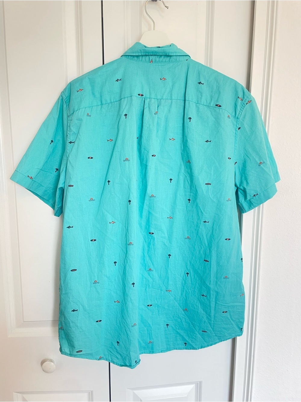 American Eagle Blue Fun Button Down Shirt - Picture 6 of 7